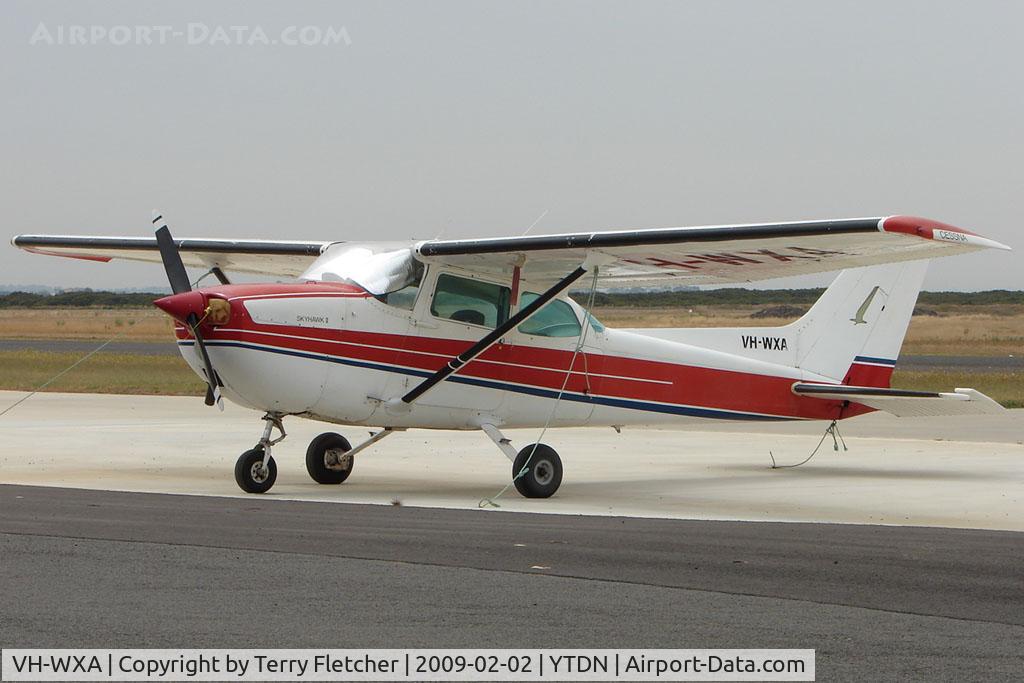 VH-WXA, 1974 Cessna 172M C/N 17262701, Cessna 172 at Tooradin Airport VIC