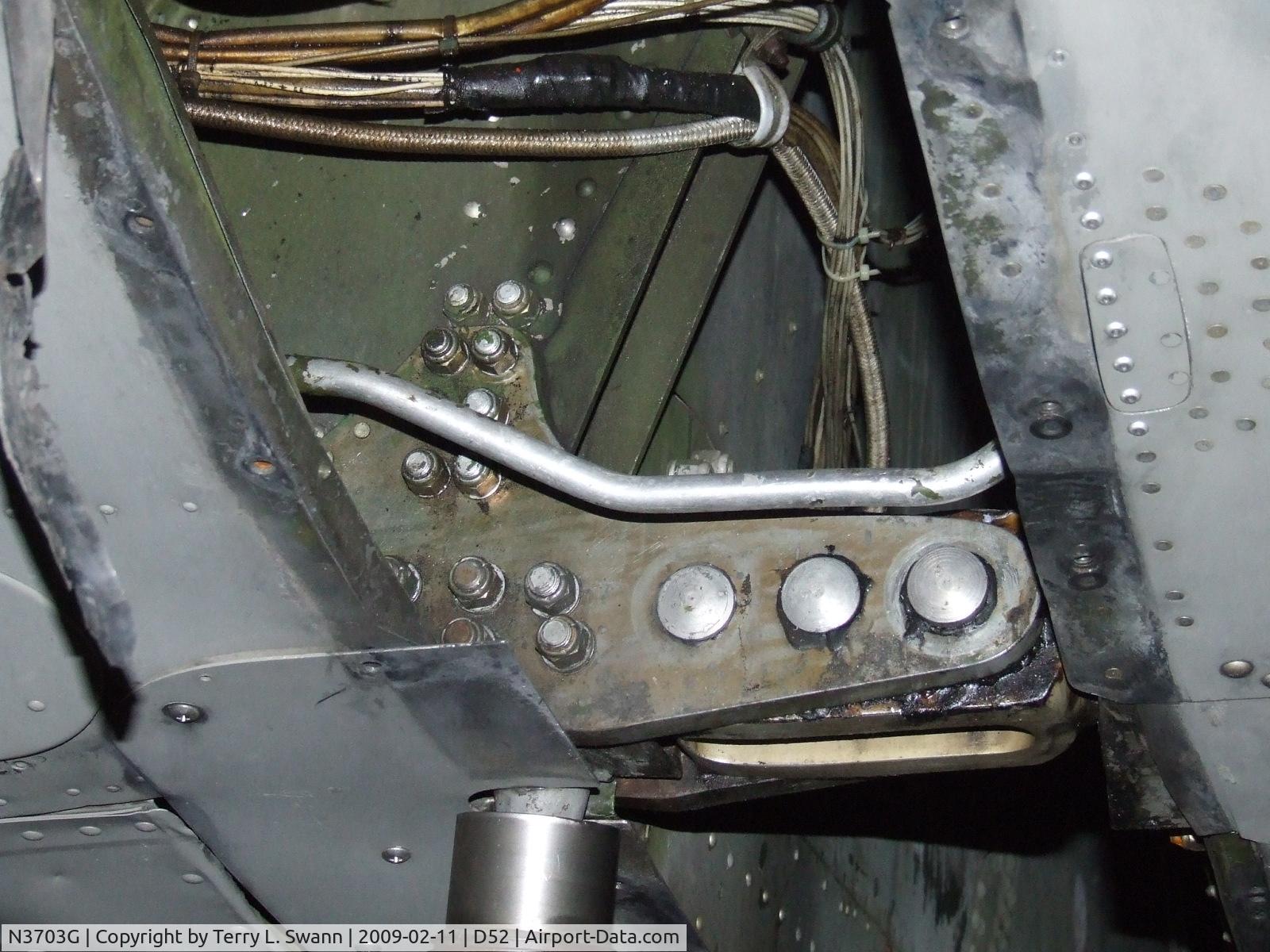 N3703G, 1945 Boeing B-17G Flying Fortress C/N 44-83546-A, Inspection of wing connections.