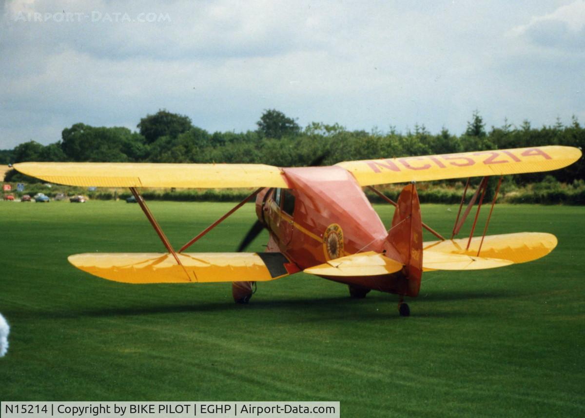 N15214, 1935 Waco UKC-S C/N 3981, TAXYING TOWARDS THE CLUBHOUSE 1987