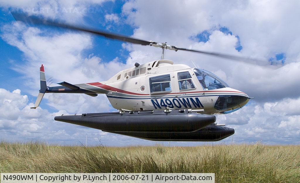 N490WM, 1995 Bell 206B JetRanger C/N 4376, Take off (Old paint scheme)