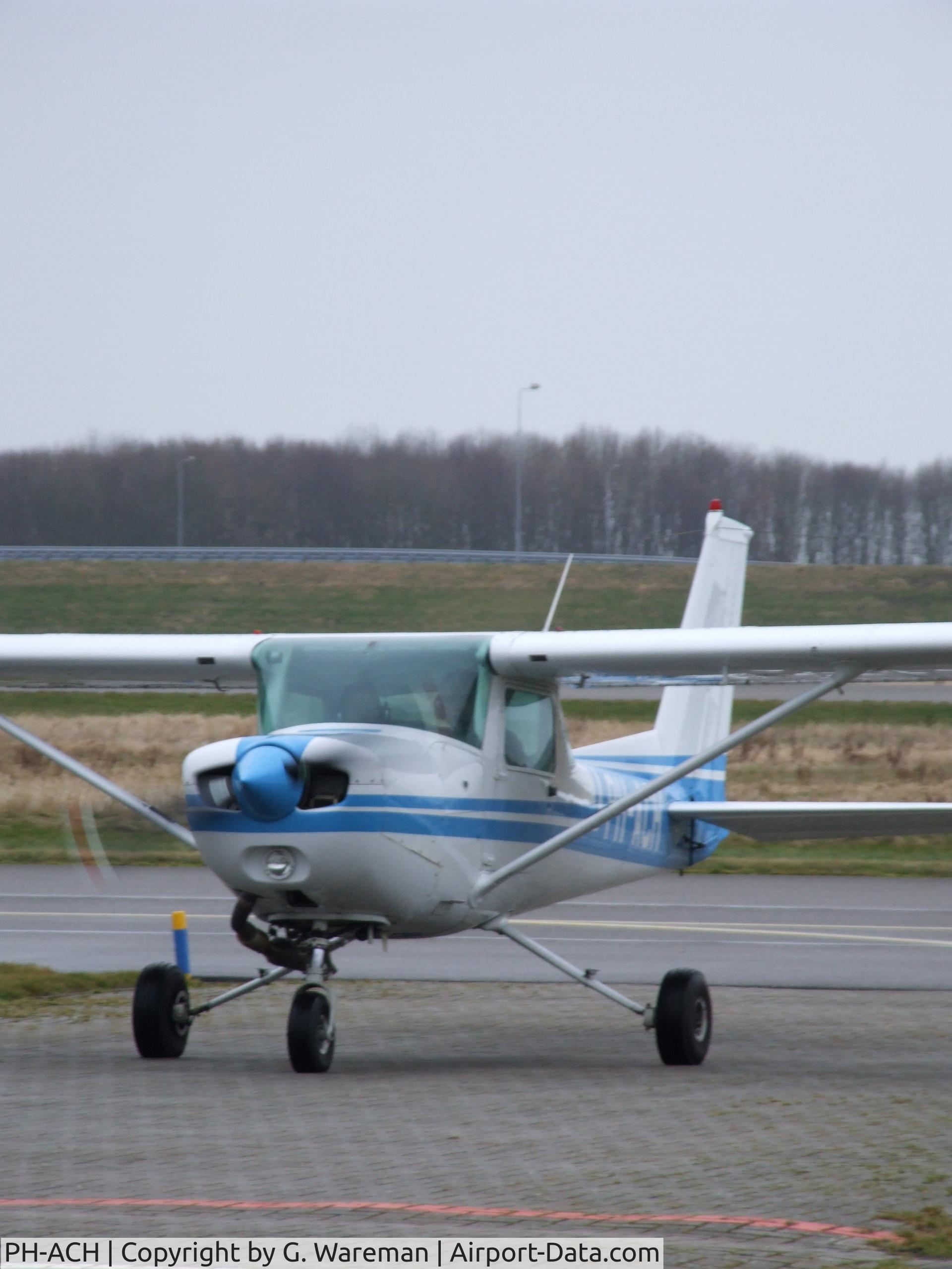 PH-ACH, Reims F152 C/N 1838, Lelystad Airport ,The Netherlands
