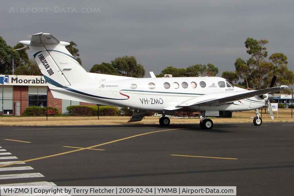 VH-ZMO, Beech B200 King Air C/N BB-470, Beech 200 at Moorabbin