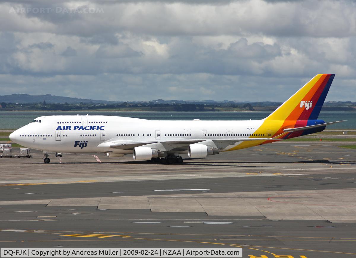 DQ-FJK, 1989 Boeing 747-412 C/N 24064, Just landed.