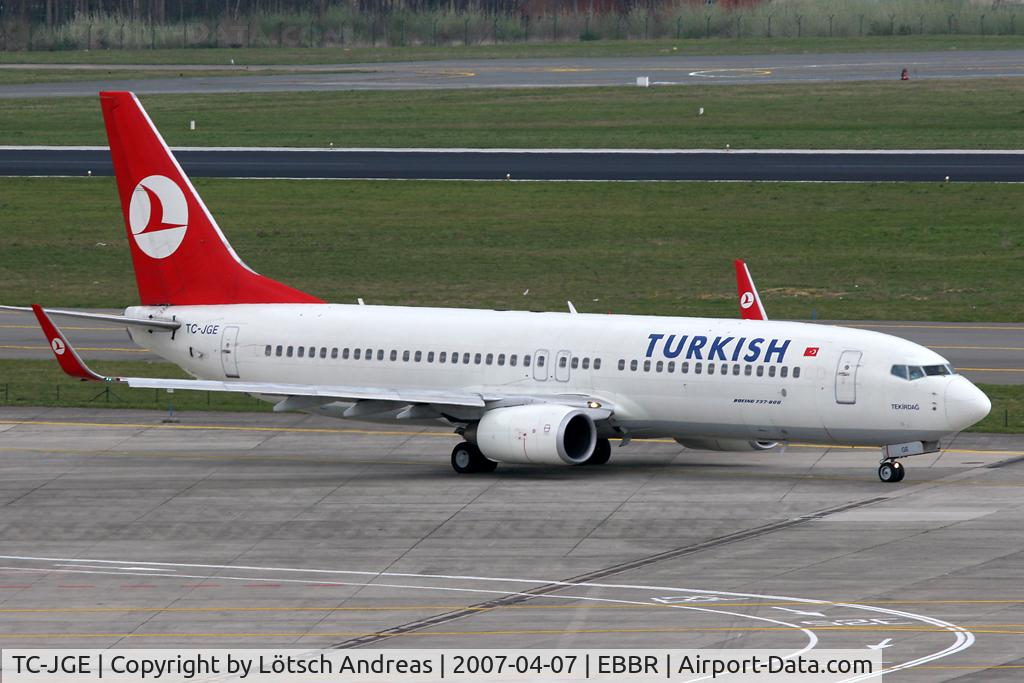 TC-JGE, 2002 Boeing 737-8F2 C/N 29789, crashed AMS at 25.02.2009