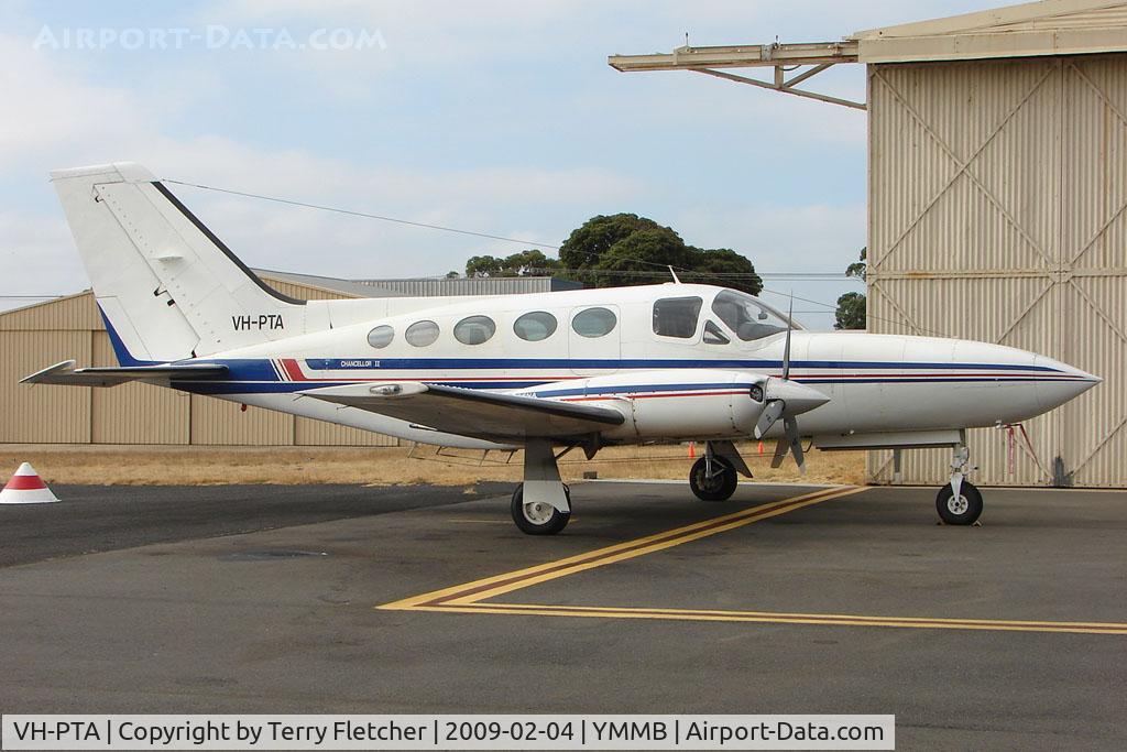 VH-PTA, 1979 Cessna 414A Chancellor C/N 414A0490, Cessna 414A at Moorabbin