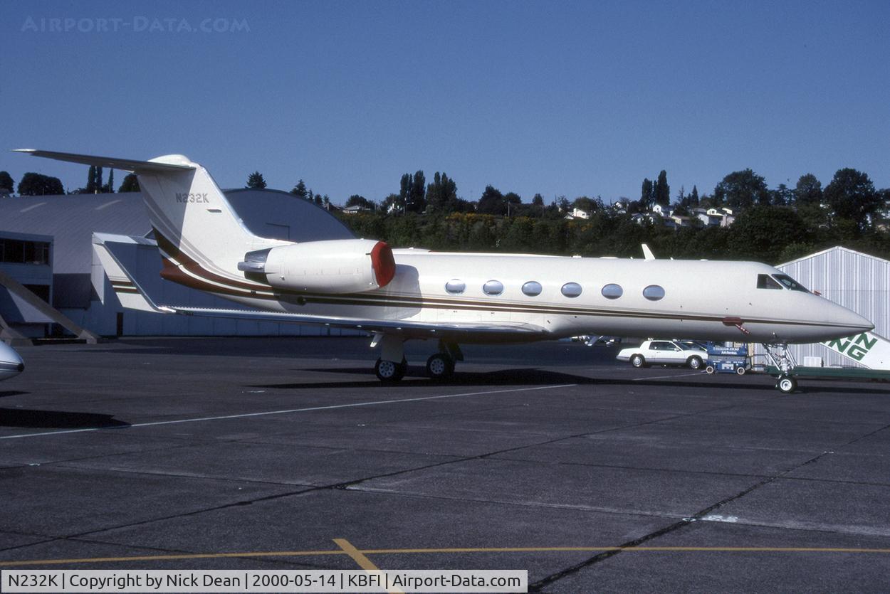 N232K, 1993 Gulfstream Aerospace G-IV C/N 1232, KBFI