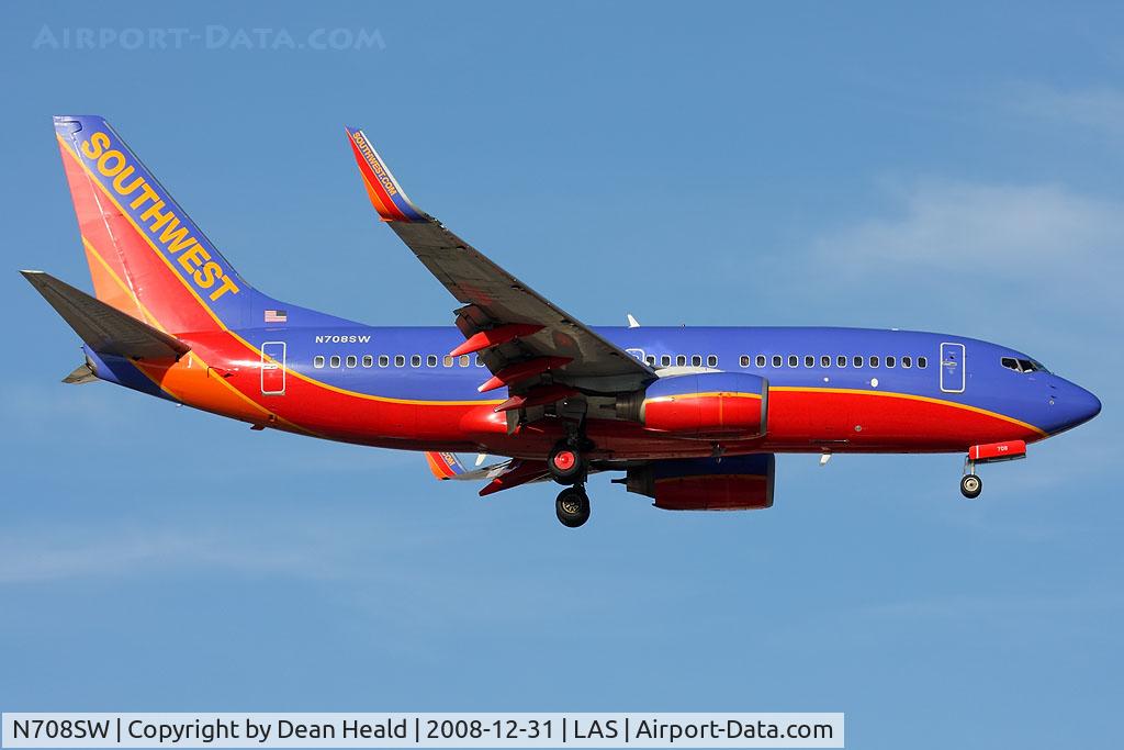 N708SW, 1998 Boeing 737-7H4 C/N 27842, Southwest Airlines N708SW (FLT SWA2092) from Reno/Tahoe Int'l (KRNO) on final approach to RWY 1L.