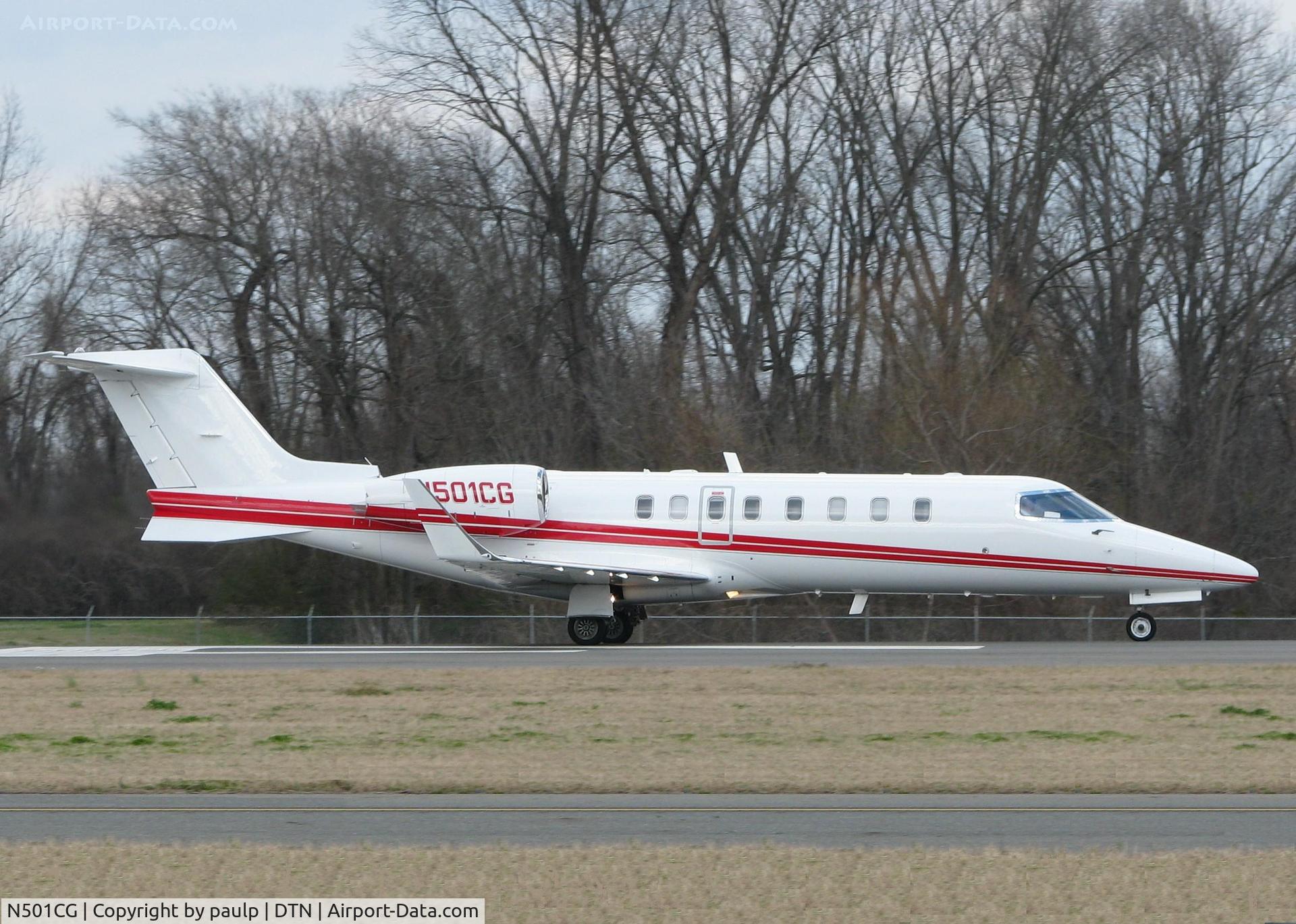 N501CG, 1999 Learjet Inc 45 C/N 040, Starting its take off roll on 14 at Downtown Shreveport.
