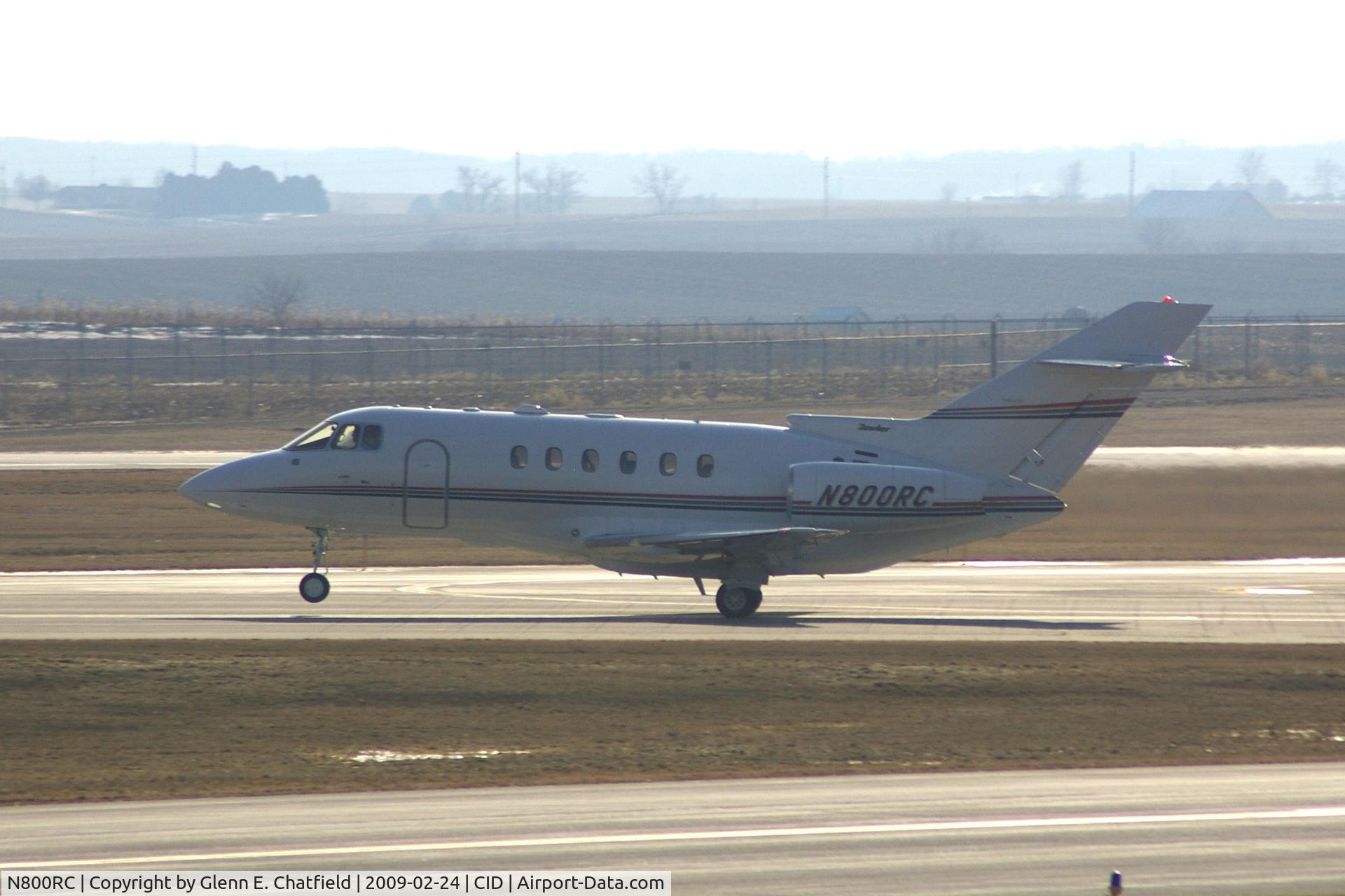 N800RC, 2004 Raytheon Hawker 800XP C/N 258660, Looking right into the sun as Rockwell-Collins departs runway 13