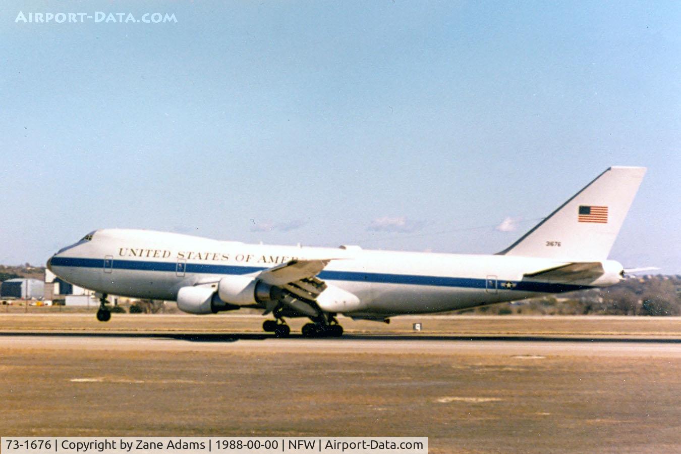 73-1676, 1973 Boeing E-4B C/N 20682, Landing at Carswell AFB