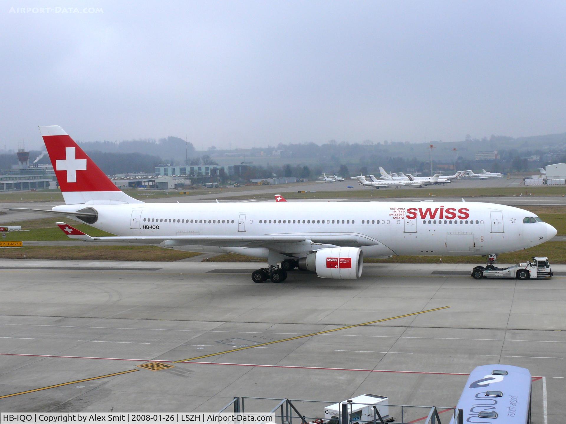 HB-IQO, 2000 Airbus A330-223 C/N 343, Airbus A330-223 HB-IQO Swiss