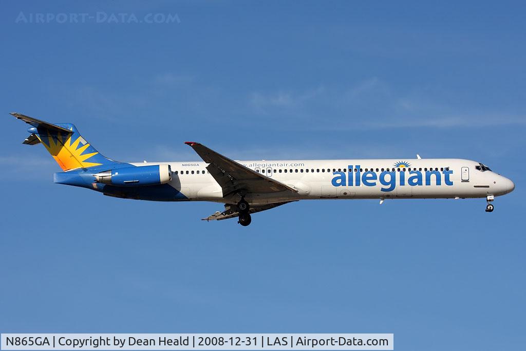 N865GA, 1990 McDonnell Douglas MD-83 (DC-9-83) C/N 49998, Allegiant Air N865GA (FLT AAY601) from Bellingham Int'l (KBLI) - Washington, on final approach to RWY 1L.