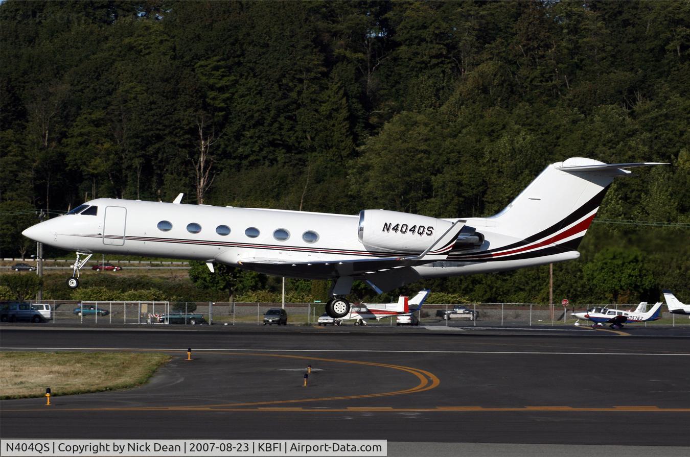 N404QS, 1996 Gulfstream Aerospace G-IV C/N 1304, KBFI
