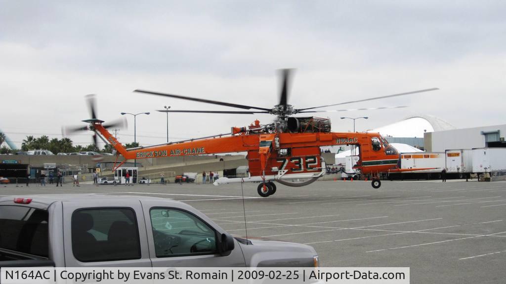 N164AC, 1968 Sikorsky S-64E C/N 64034D, HeliExpo 2009 Fly Out