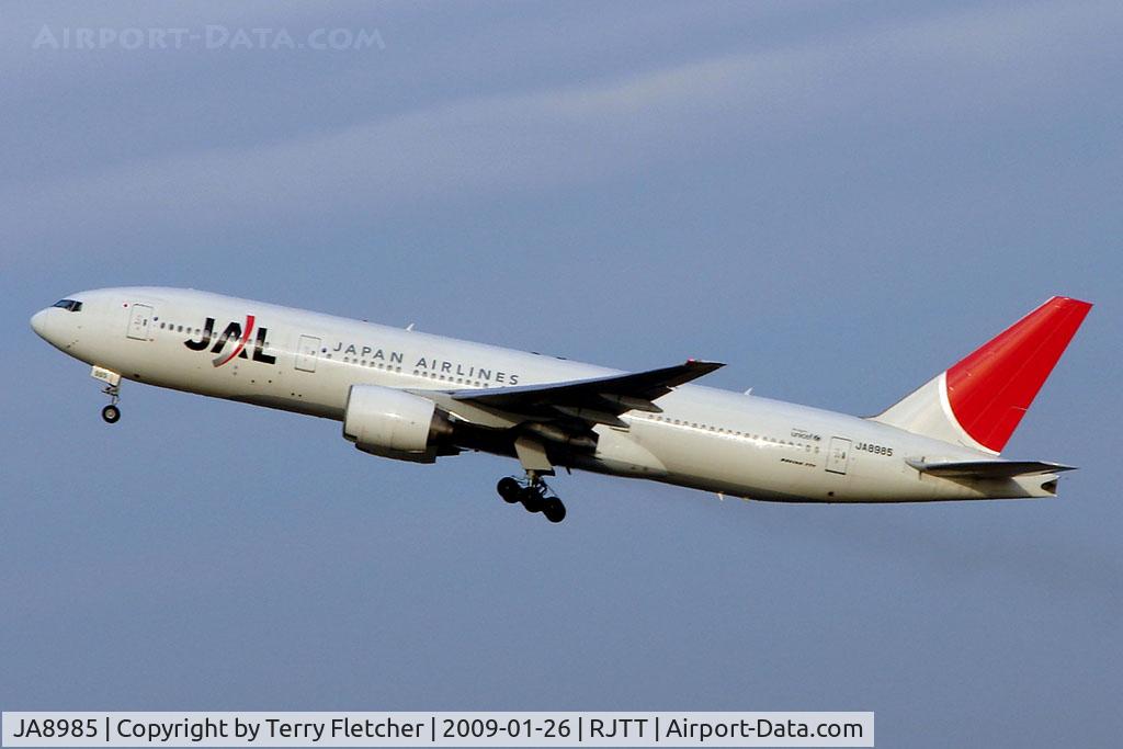 JA8985, 1997 Boeing 777-246 C/N 27652, JAL B777 climbs out of Haneda