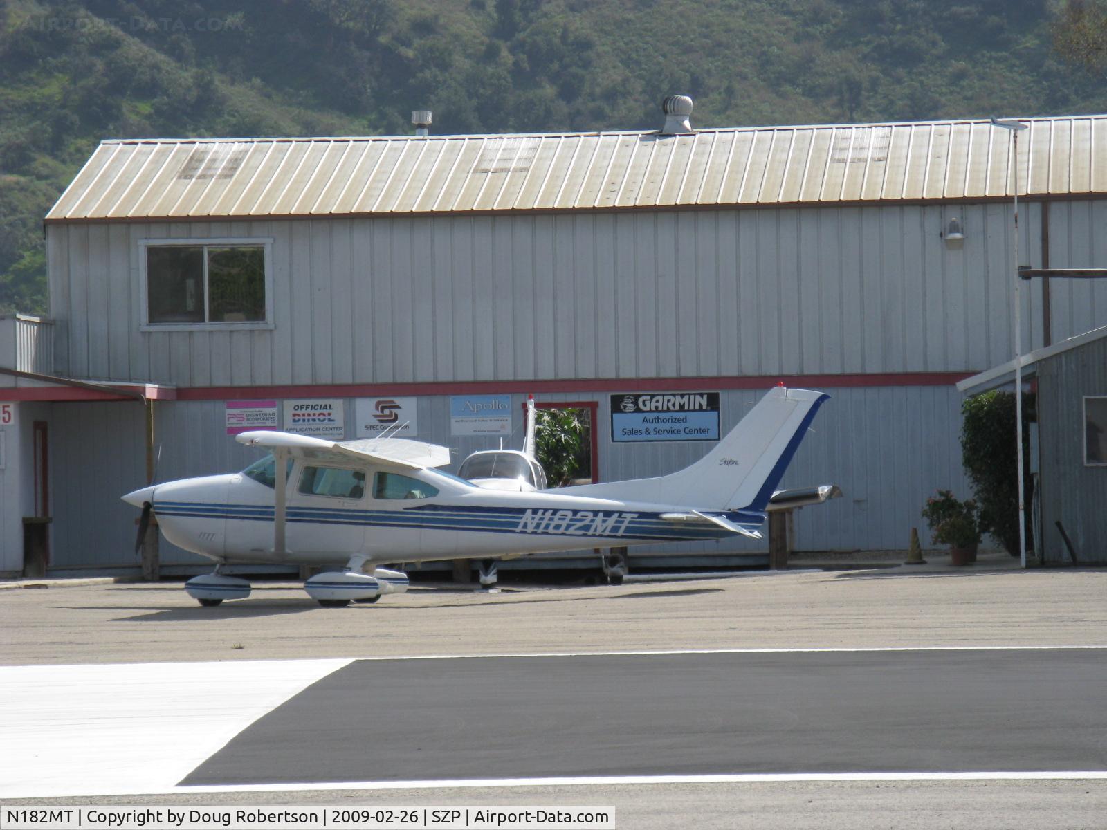 N182MT, 1982 Cessna 182 Skylane C/N 18268157, 1982 Cessna 182R SKYLANE, Continental O-470-U 230 Hp