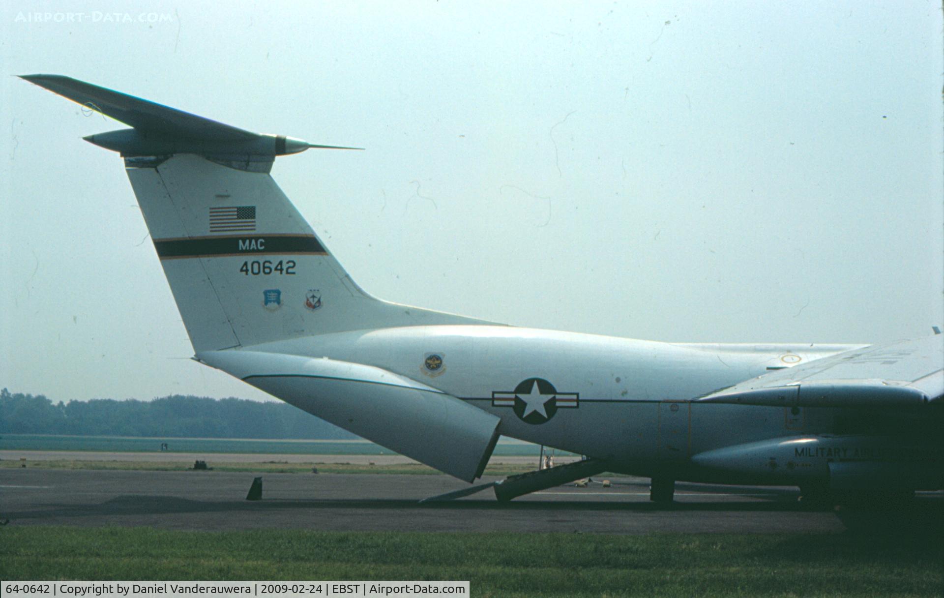 64-0642, 1964 Lockheed C-141A Starlifter C/N 300-6055, BAF Air Show - Brustem - July 1977