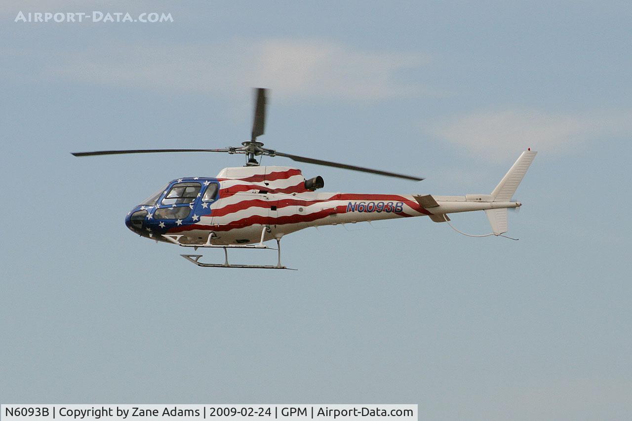 N6093B, 1992 Eurocopter AS-350B-2 Ecureuil Ecureuil C/N 2670, At American Eurocopter - Grand Prairie, TX
