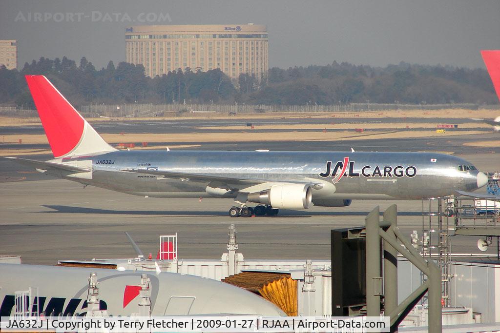 JA632J, 2007 Boeing 767-346F C/N 35817, JAL Cargo B767 at Narita