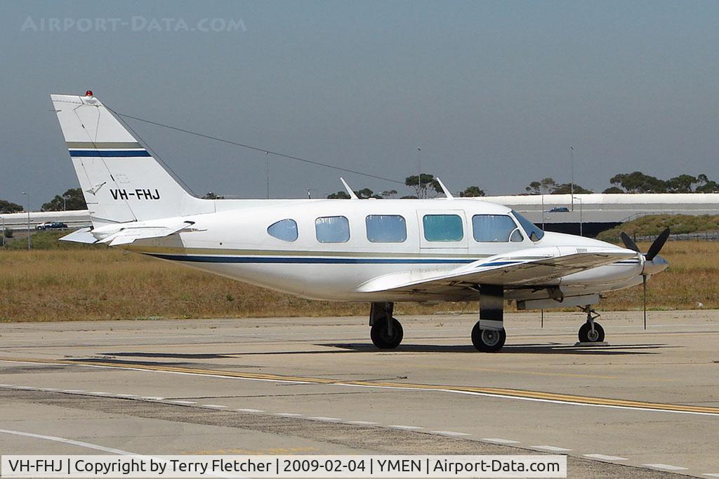 VH-FHJ, 1972 Piper PA-31 C/N 31-819, Pa31 at Essendon
