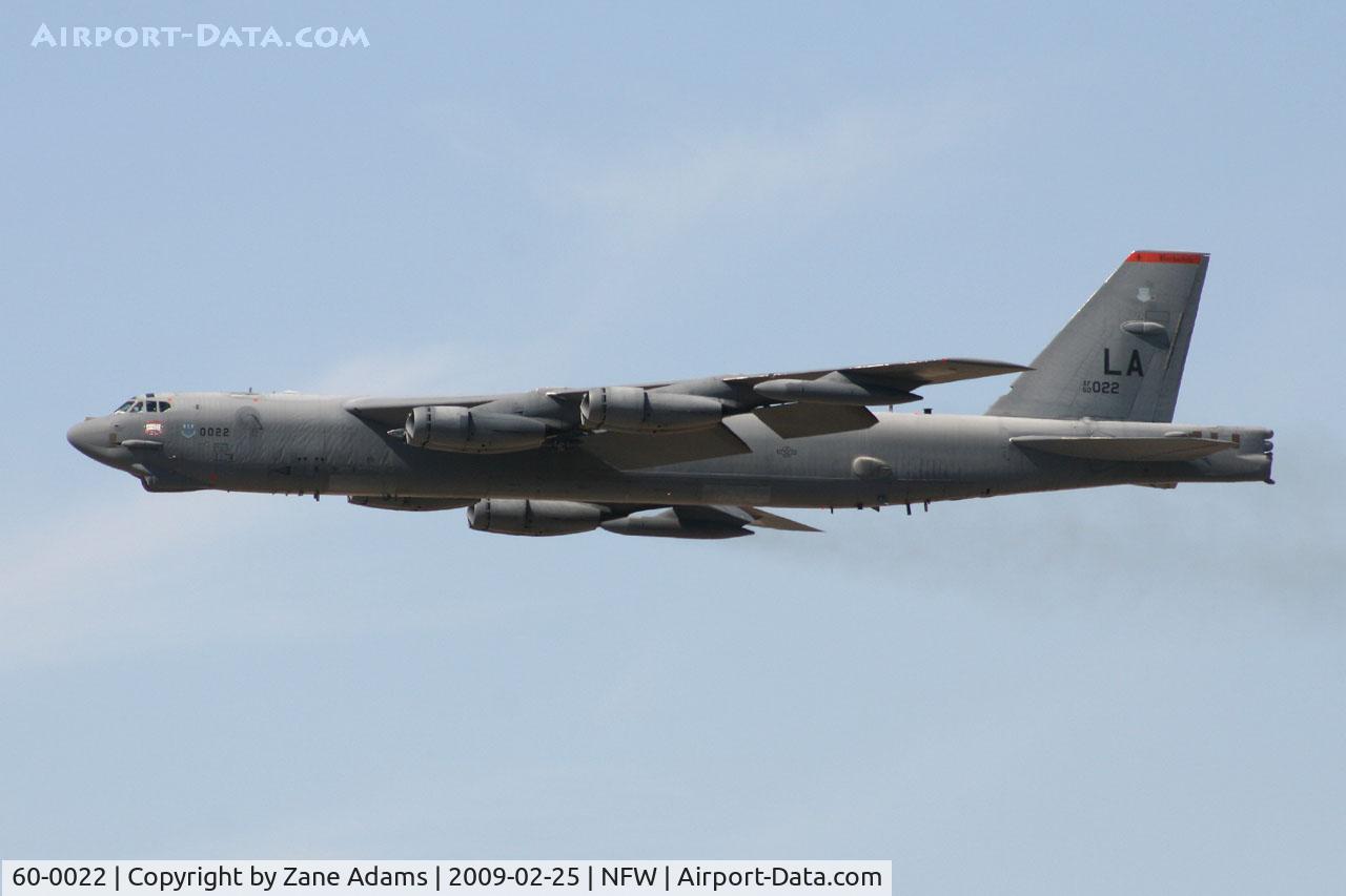 60-0022, 1960 Boeing B-52H Stratofortress C/N 464387, Departing NASJRB Fort Worth.