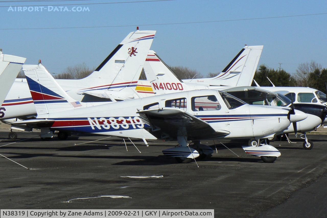 N38319, 1977 Piper PA-28-181 C/N 28-7790539, At Arlington Municipal