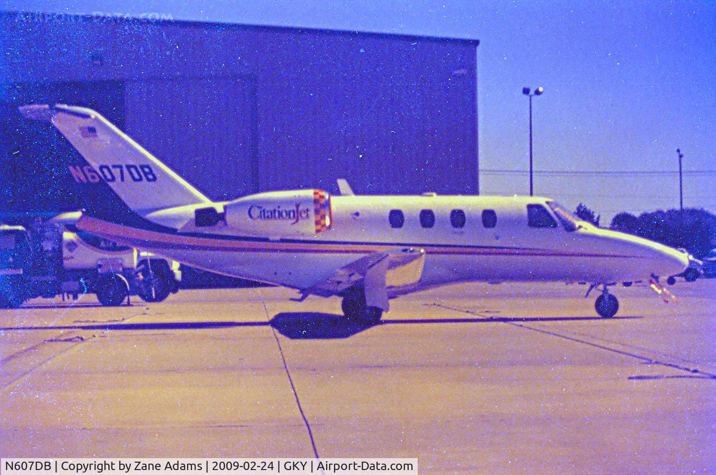 N607DB, 1998 Cessna 525 CitationJet C/N 525-0269, At Arlington Municipal