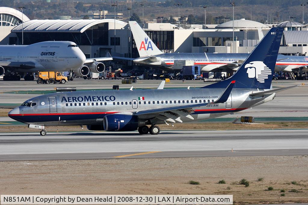 N851AM, 2003 Boeing 737-752 C/N 29363, Aeromexico N851AM (FLT AMX460) exitting RWY 25L after arrival from Guadalajara, Mexico - Don Miguel Hidalgo Y Costilla Int'l (MMGL).