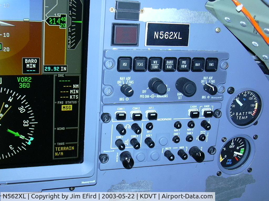N562XL, 2003 Cessna 560XL C/N 560-5313, Part of Copilot's Instrument Panel