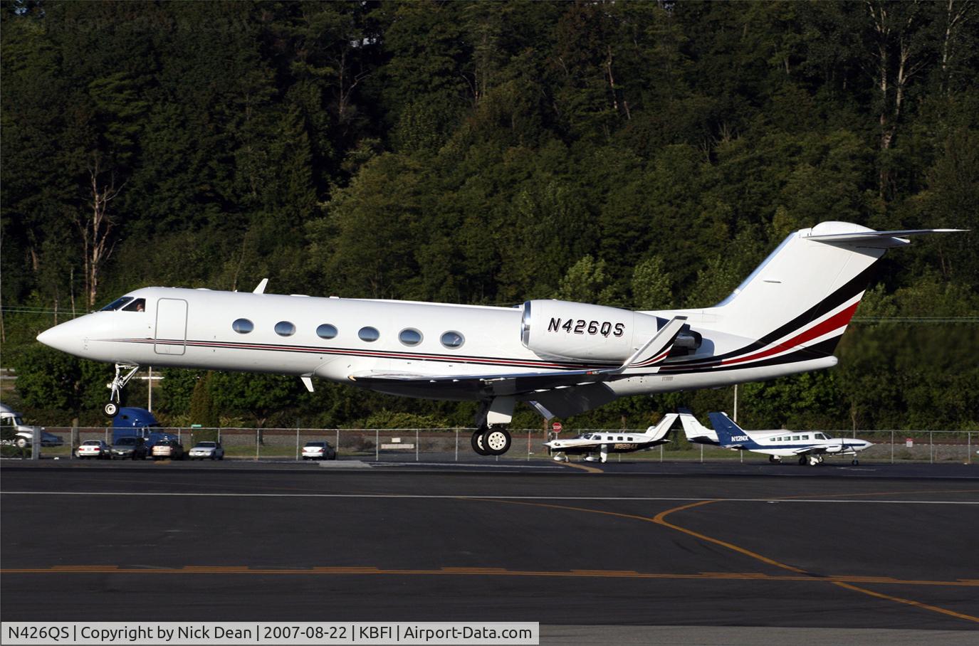 N426QS, 2000 Gulfstream Aerospace G-IV C/N 1426, KBFI