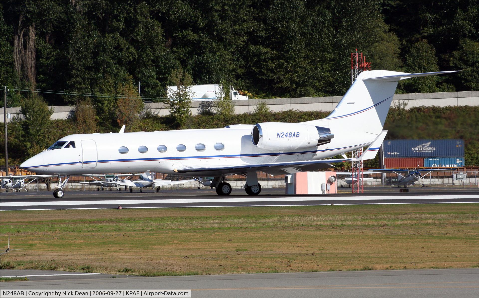 N248AB, 2002 Gulfstream Aerospace Gulfstream IVSP C/N 1474, KPAE