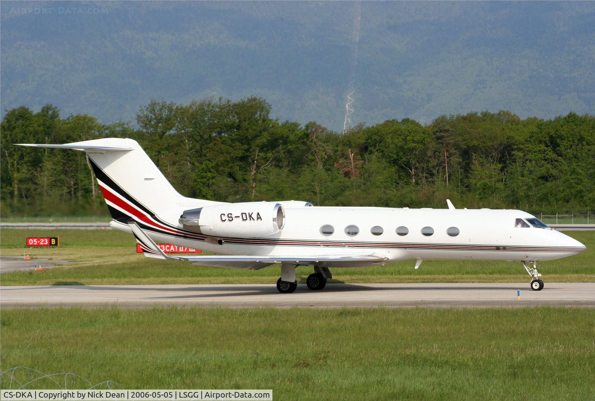 CS-DKA, 2002 Gulfstream IV C/N 1480, LSGG