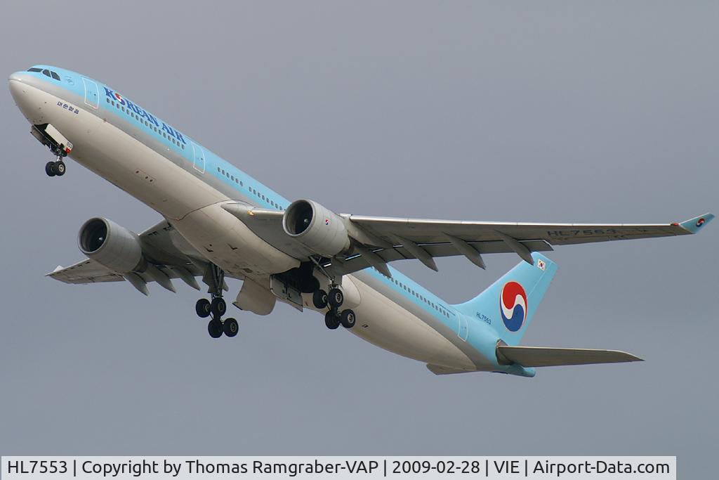 HL7553, 1999 Airbus A330-323 C/N 267, Korean Air Airbus A330-300