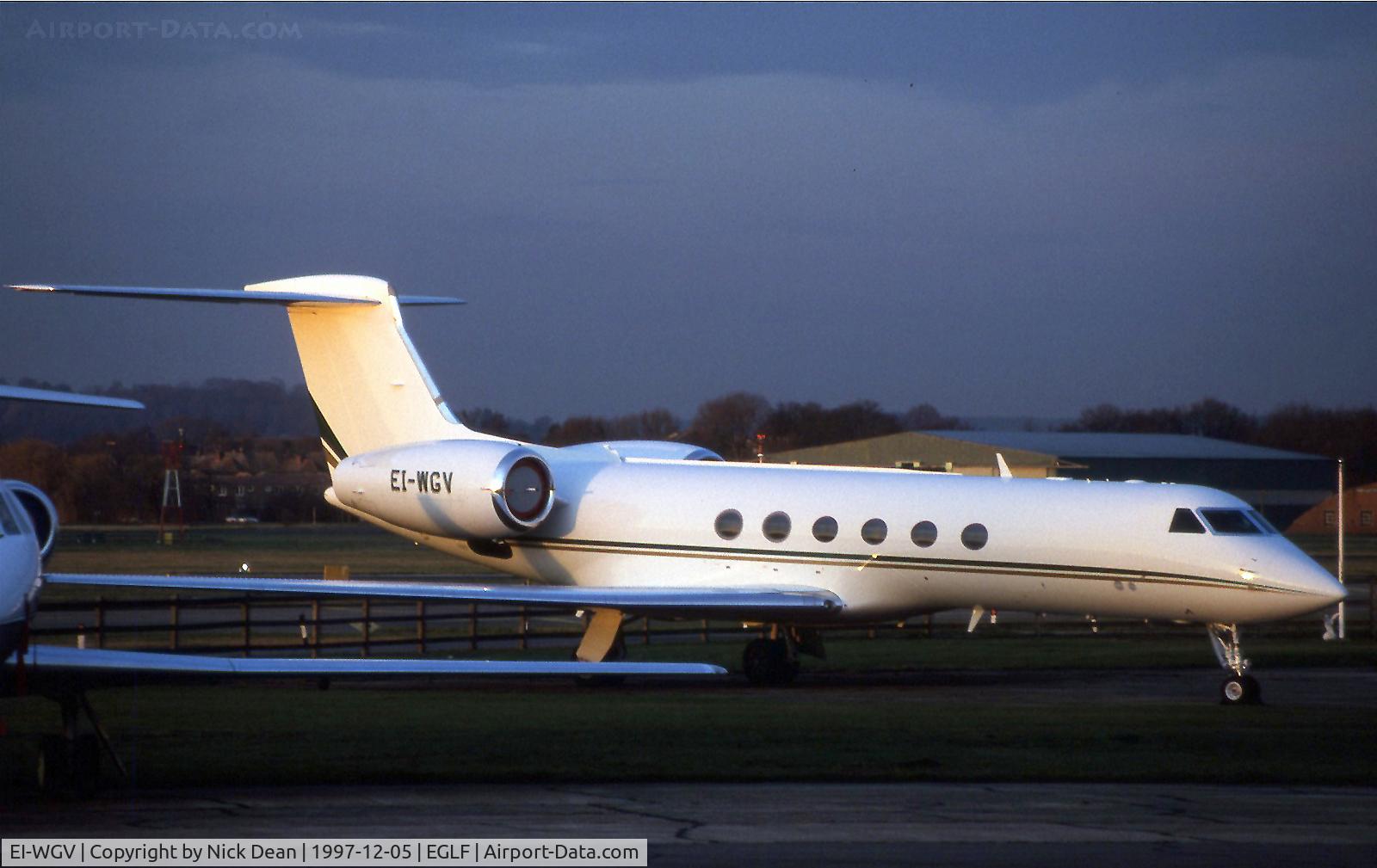 EI-WGV, Gulfstream Aerospace G-V C/N 505, EGLF