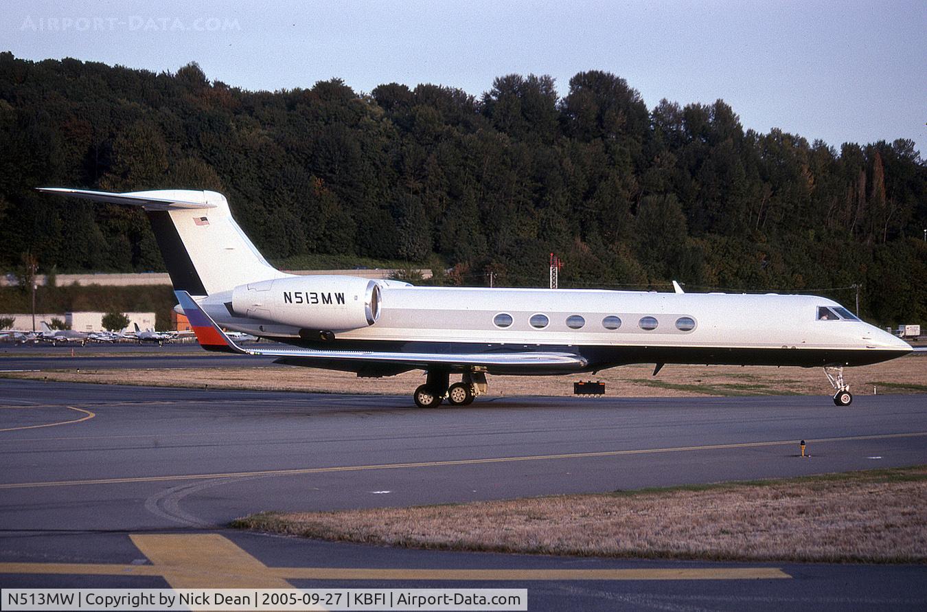 N513MW, 1997 Gulfstream Aerospace G-V C/N 510, KBFI
