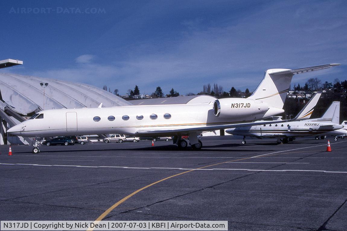 N317JD, 1998 Gulfstream Aerospace Gulfstream V C/N 549, KBFI