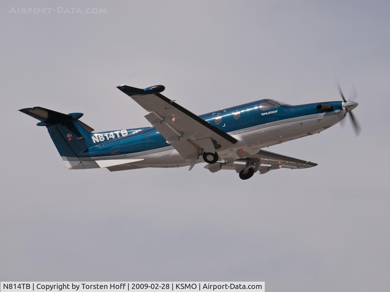 N814TB, 2006 Pilatus PC-12/47 C/N 748, N814TB departing from RWY 03