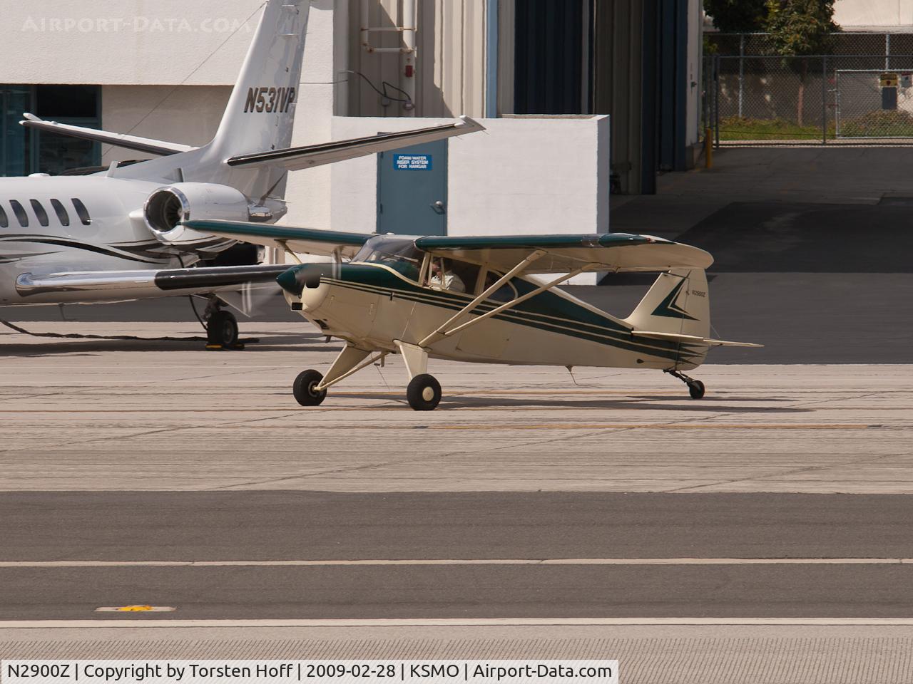 N2900Z, 1959 Piper PA-22-160 Tri Pacer C/N 22-6868, N2900Z taxiing