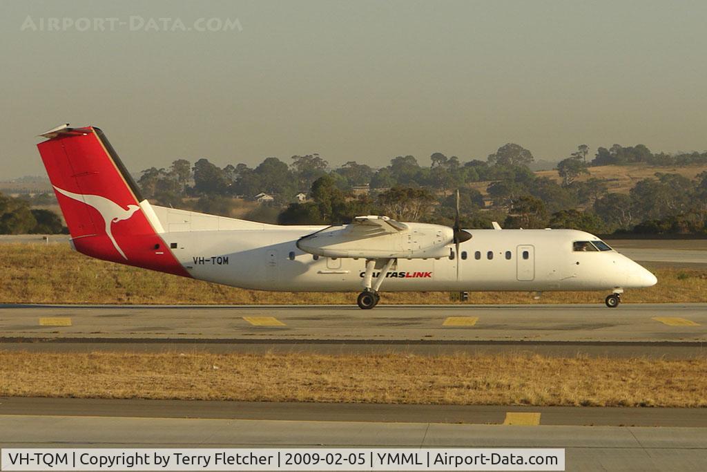 VH-TQM, 2004 De Havilland Canada DHC-8-315Q Dash 8 C/N 604, Qantaslink Dash8 at Melbourne