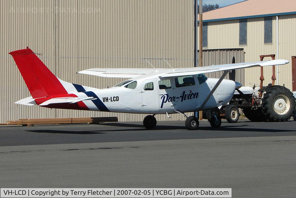 VH-LCD, 1978 Cessna U206G Stationair C/N U20604523, Cessna U206G at Hobart Cambridge