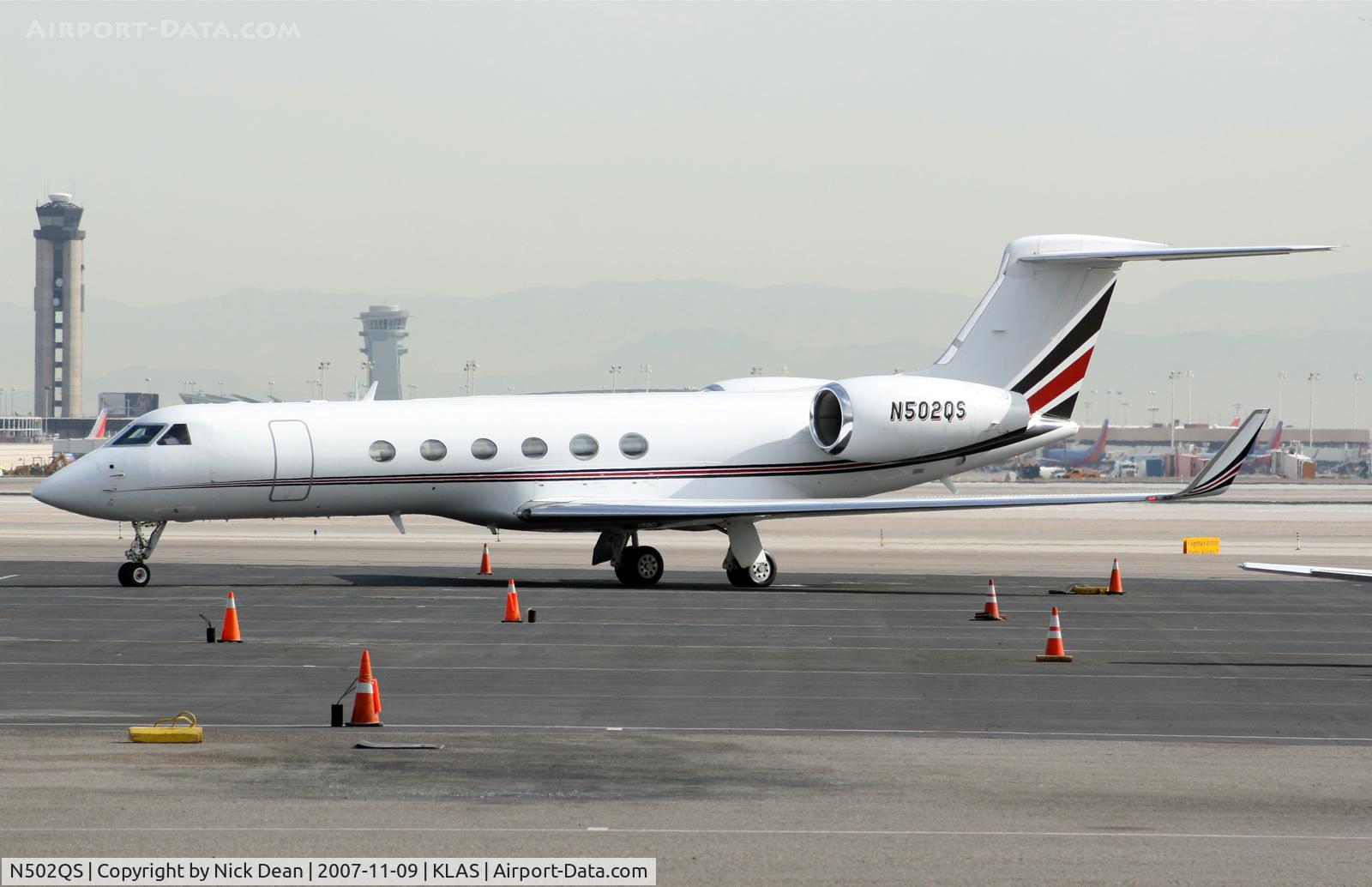 N502QS, 2000 Gulfstream Aerospace G-V C/N 601, KLAS