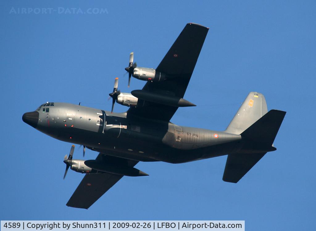 4589, Lockheed C-130H Hercules C/N 382-4589, On take off
