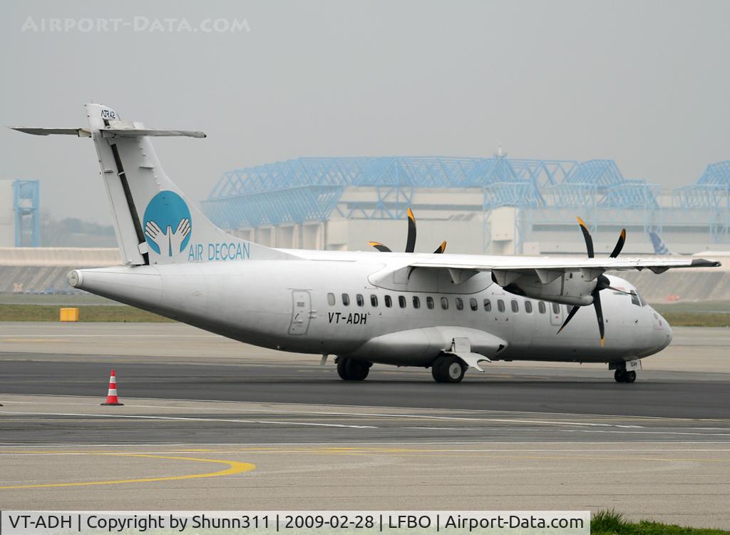 VT-ADH, 1996 ATR 42-500 C/N 510, Parked at the old terminal