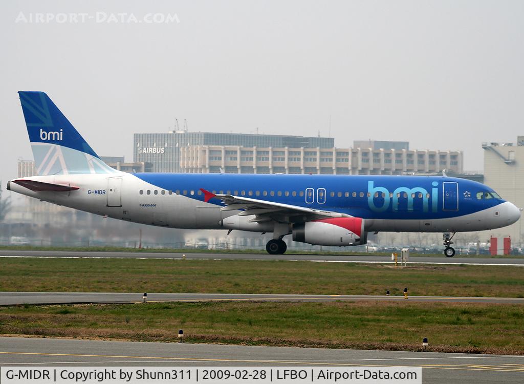 G-MIDR, 2002 Airbus A320-232 C/N 1697, Take off rwy 32R