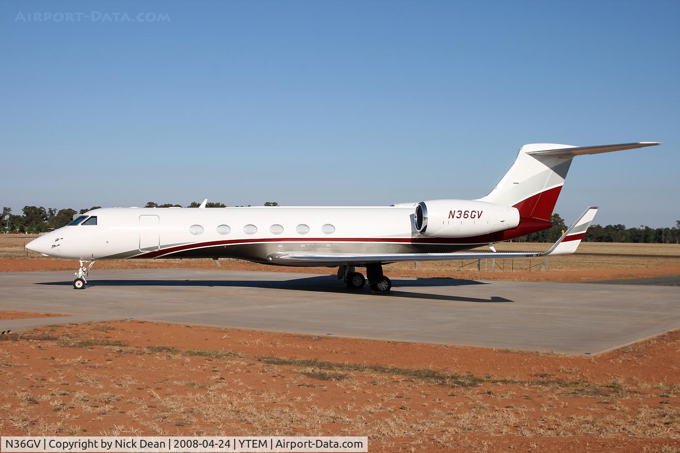 N36GV, 2002 Gulfstream Aerospace G-V C/N 674, YTEM (David Lowy Westfield shopping Centers and Temora Aviation Museum)