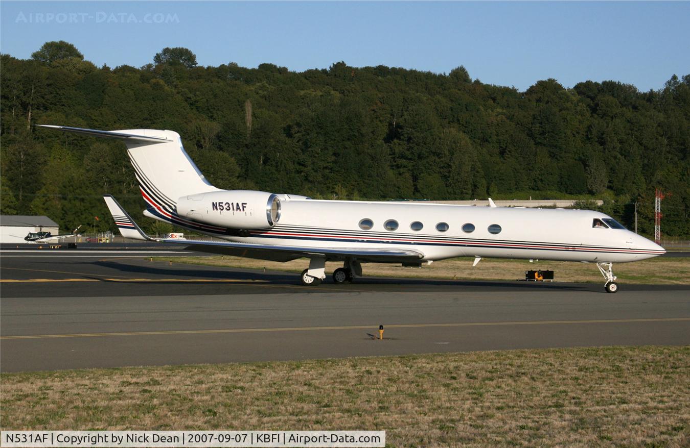 N531AF, 1997 Gulfstream Aerospace G-V C/N 531, KBFI (Vulcan, Paul Allen)
