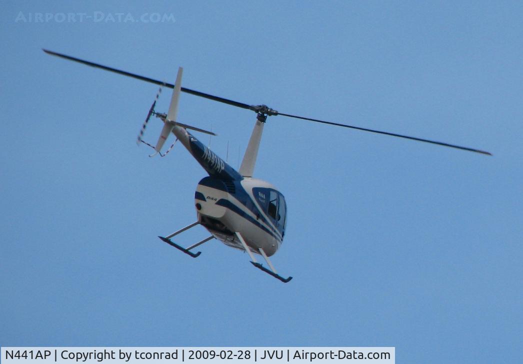 N441AP, 2005 Robinson R44 II C/N 10962, at Queen City
