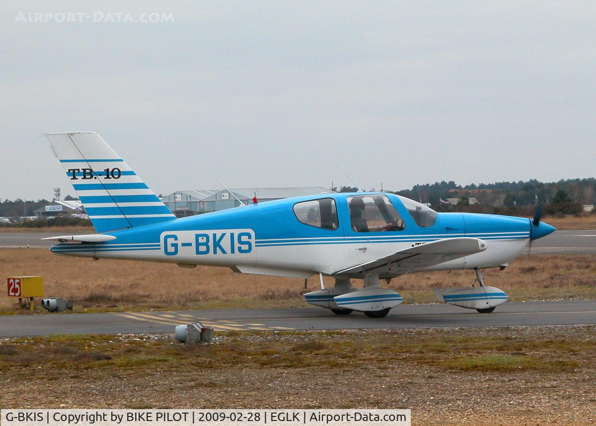 G-BKIS, 1982 Socata TB-10 Tobago C/N 329, TAXYING UPTO THE HOLD POINT FOR RWY 25