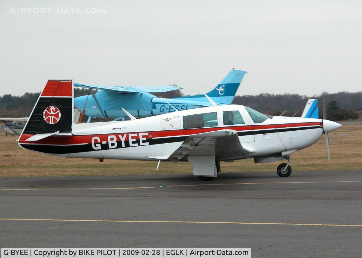 G-BYEE, 1980 Mooney M20K C/N 25-0282, NICE LOOKING MOONEY