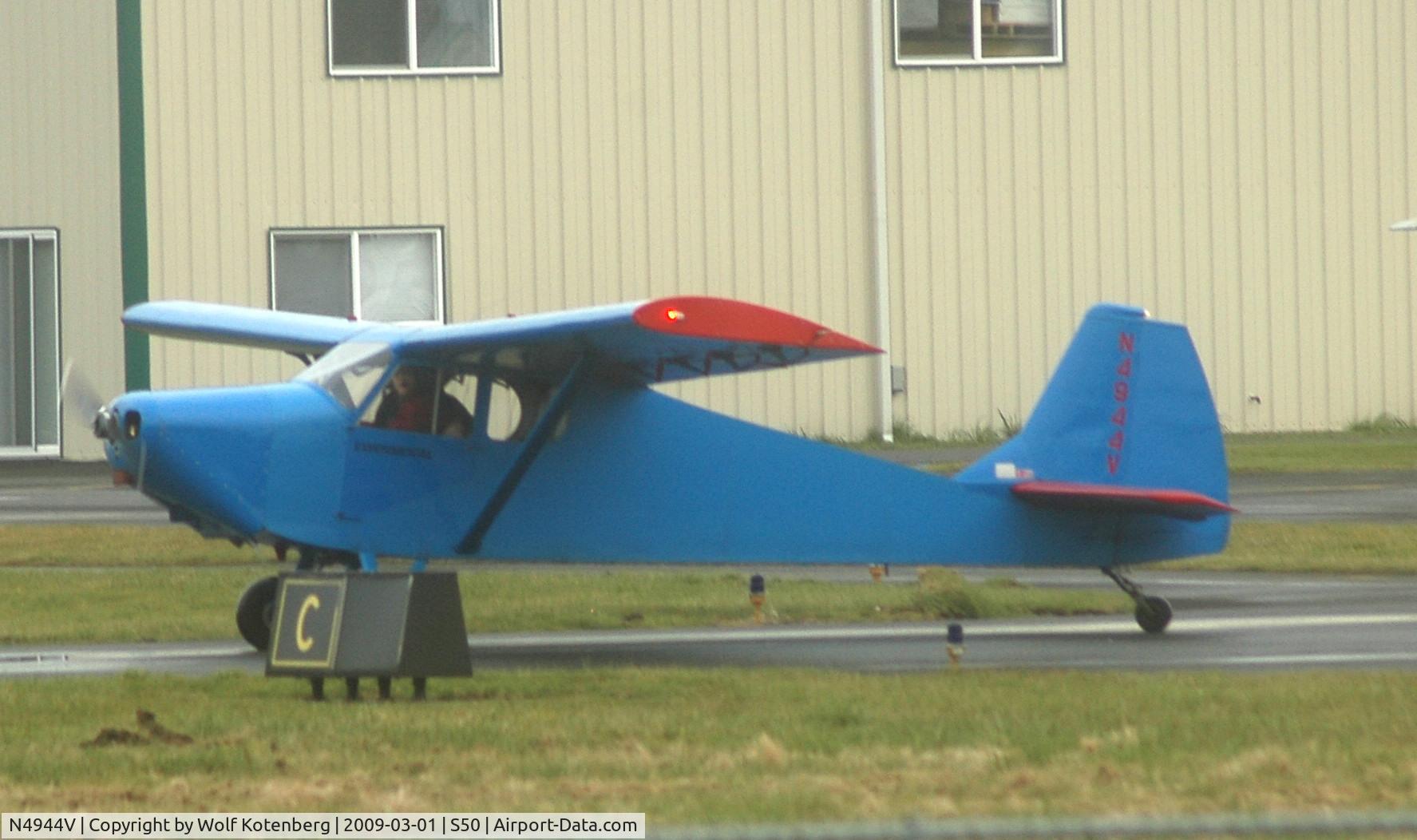N4944V, 1955 Wickham Model A C/N 1, taxying, Bond girl ?
